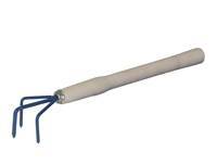 Рыхлитель 3-х зубый со средней деревянной ручкой Р-3-1(с)